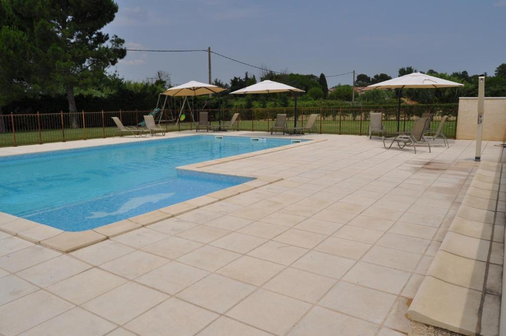 Les Mimosas Otel Lunel  Dış mekan fotoğraf